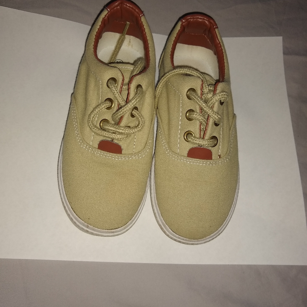 Kids shoes